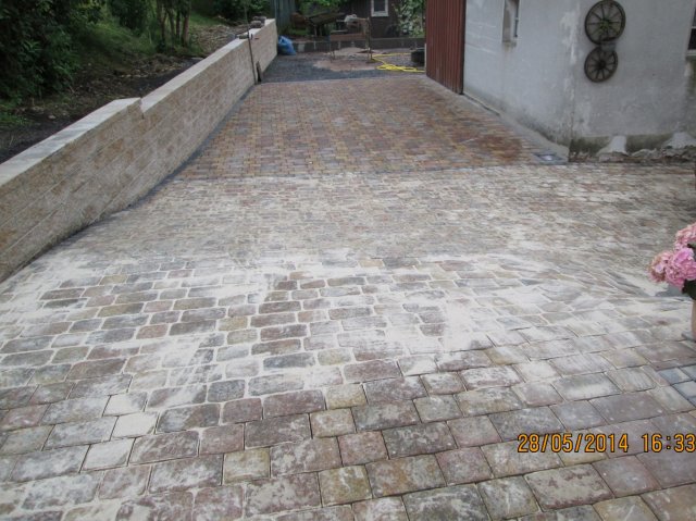 IMG_0211 (Large)